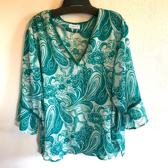 Susan Graver Tops - 8)Susan Graver sheer blouse! 🦋Pretty n summery!🤍